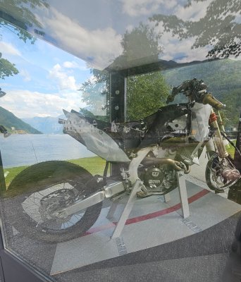 Motocykl związany ze słynnym skokiem w Norwegii